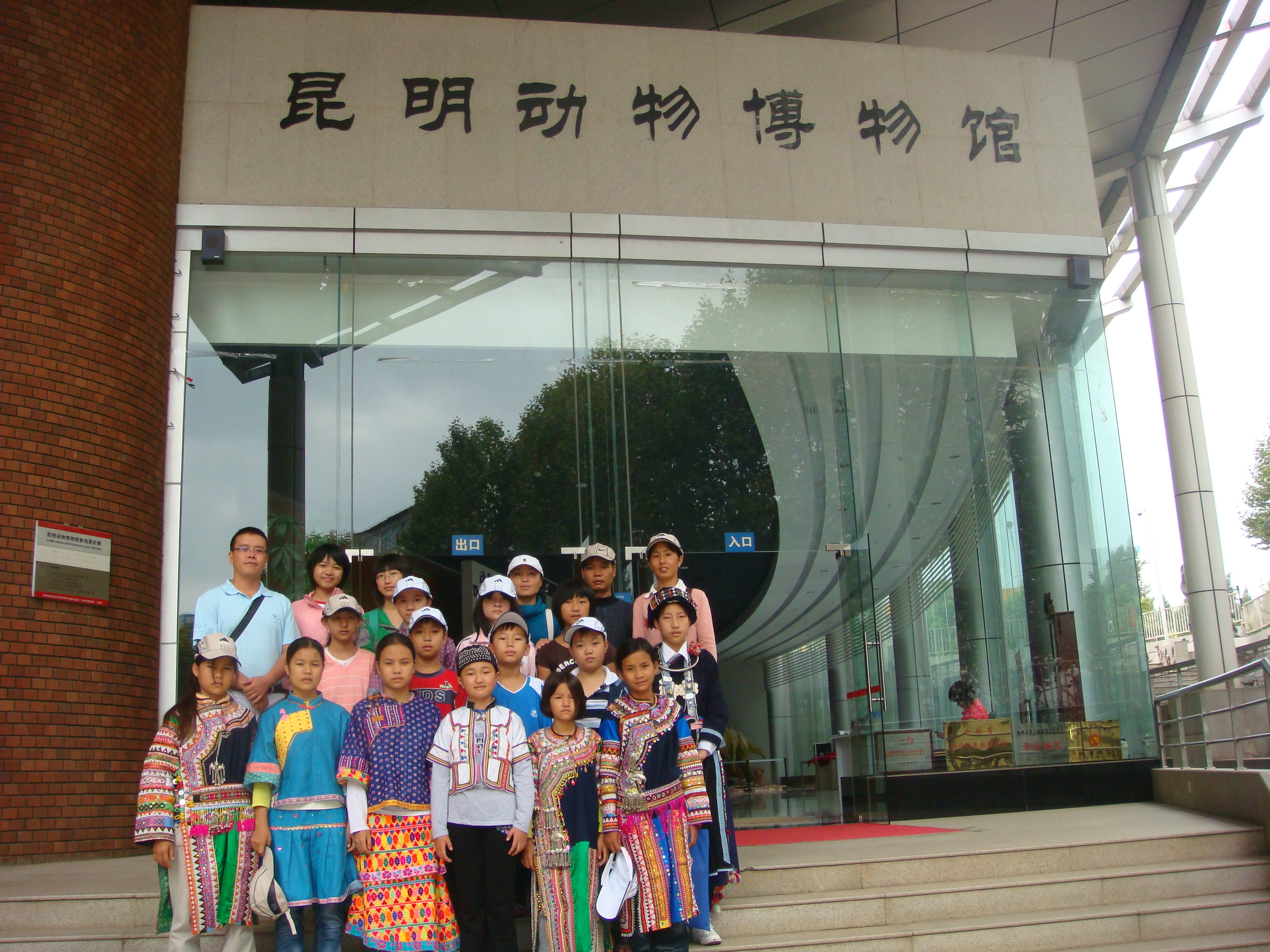 欧盟应对特朗普关税威胁:无协议时将对1000亿欧元美国商品征收30%关税