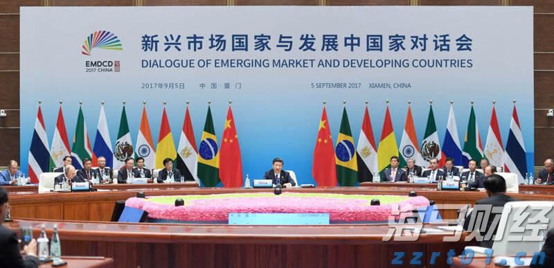 群智咨询:高性能小平板市场崛起 预计2025年全球出货量达460万台